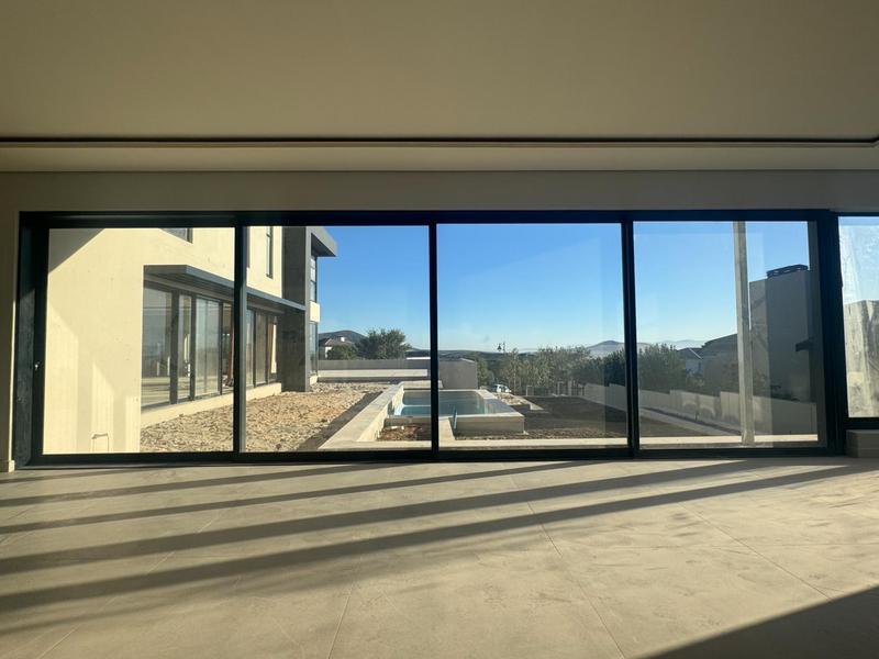 5 Bedroom Property for Sale in Clara Anna Fontein Western Cape